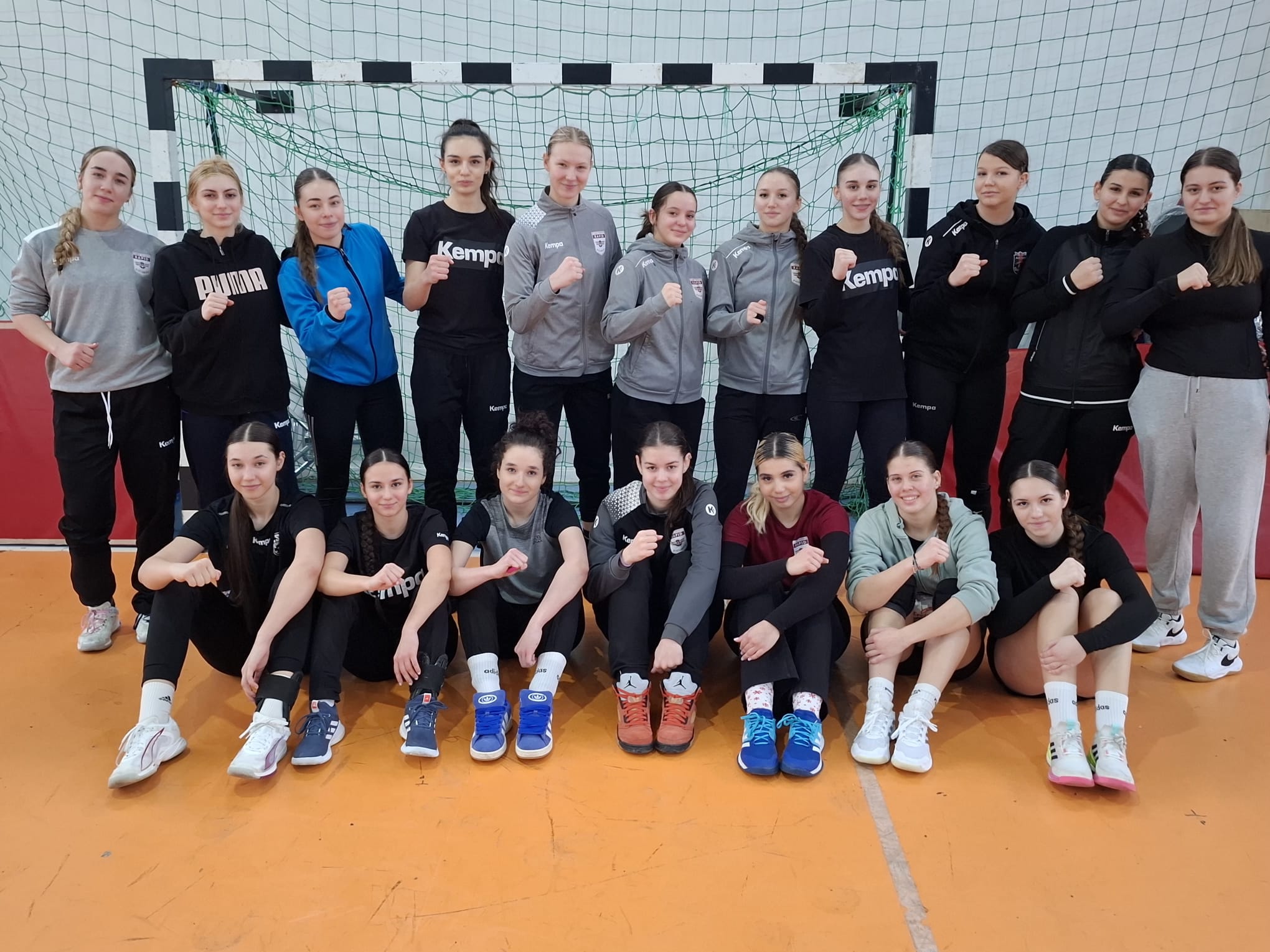 Competiție de handbal